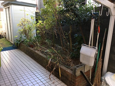 静岡市T様邸 花壇解体（残土処分）工事 施工Before写真